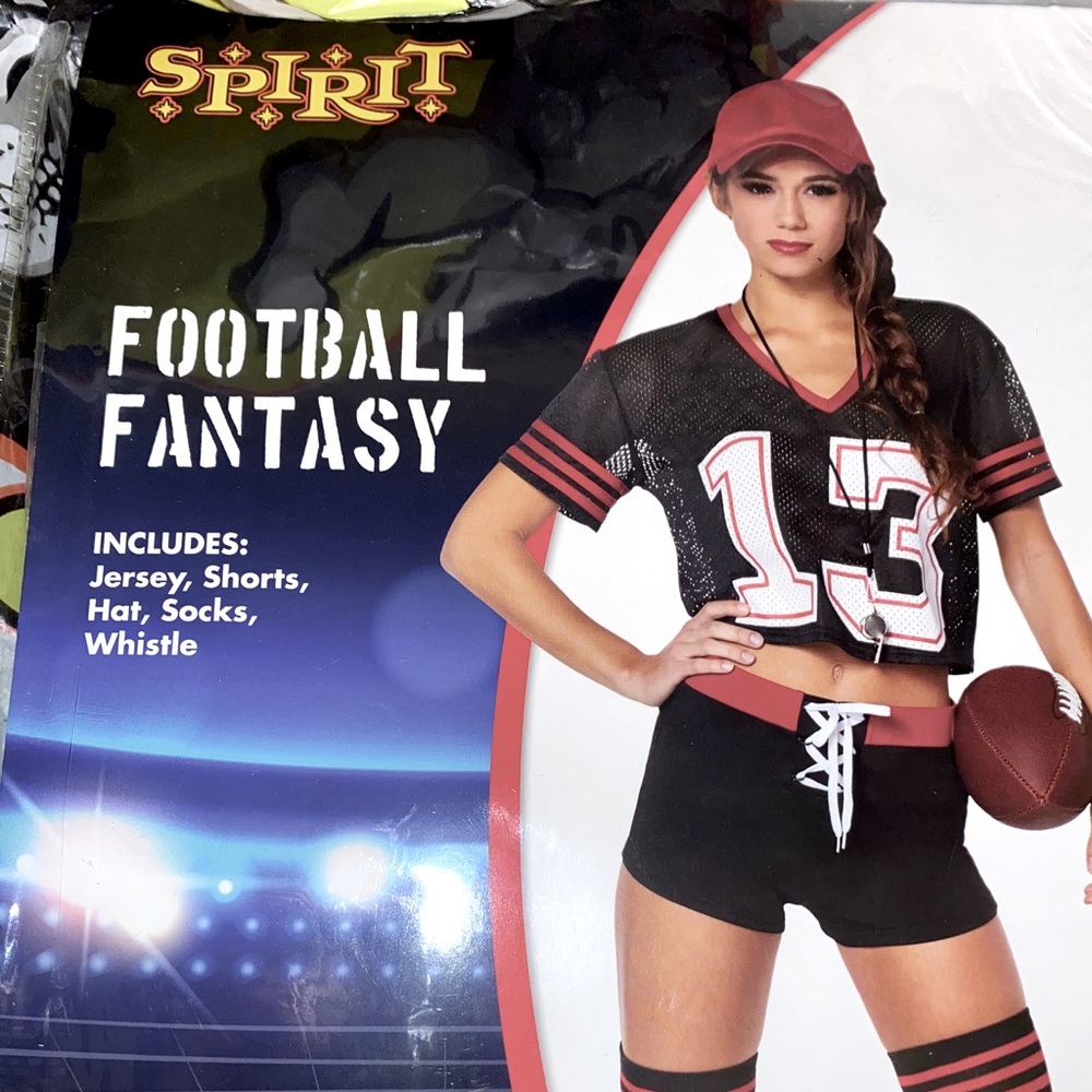 ✨Spirit Halloween “Football Fantasy” costume✨